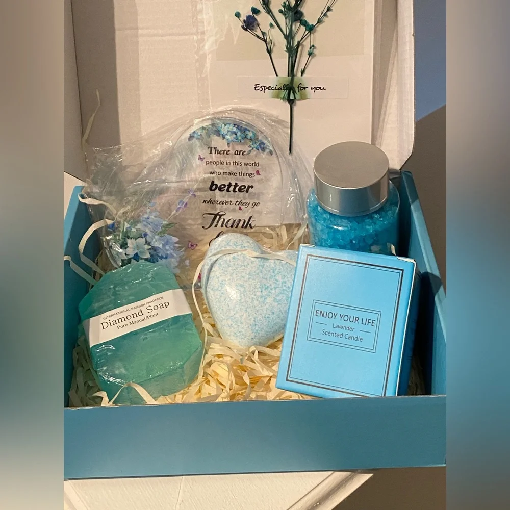 Blue Spa Gift Box – Self Care Set – Bath Salts, Soap, Candle, Bath Bomb